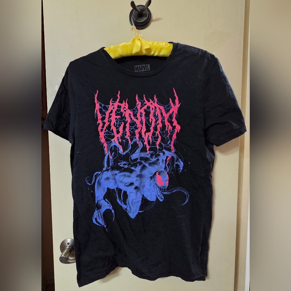 Marvel Black Short Sleeve Tee with Vibrant Graphic